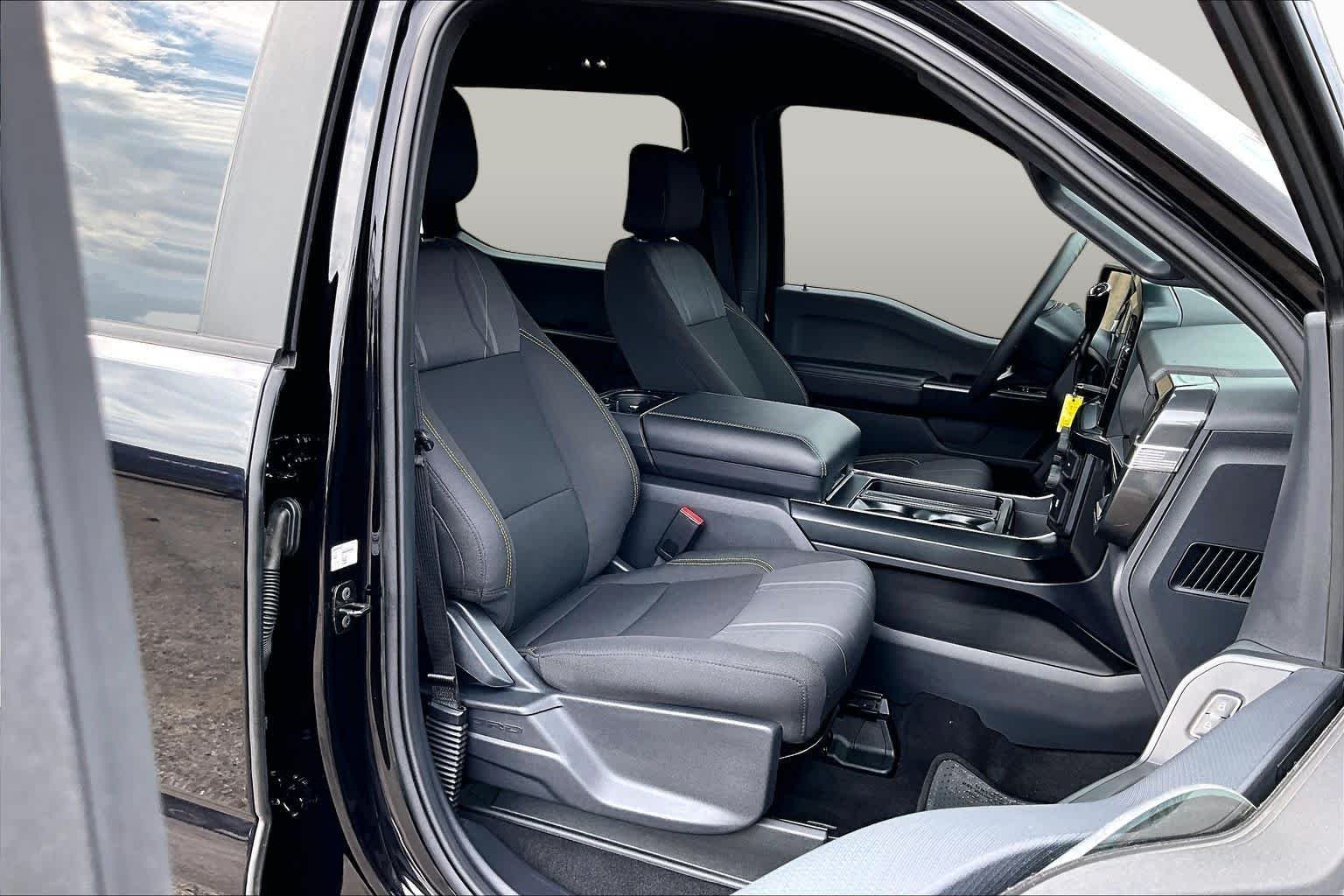 Used 2025 Agate Black Ford STX image 11