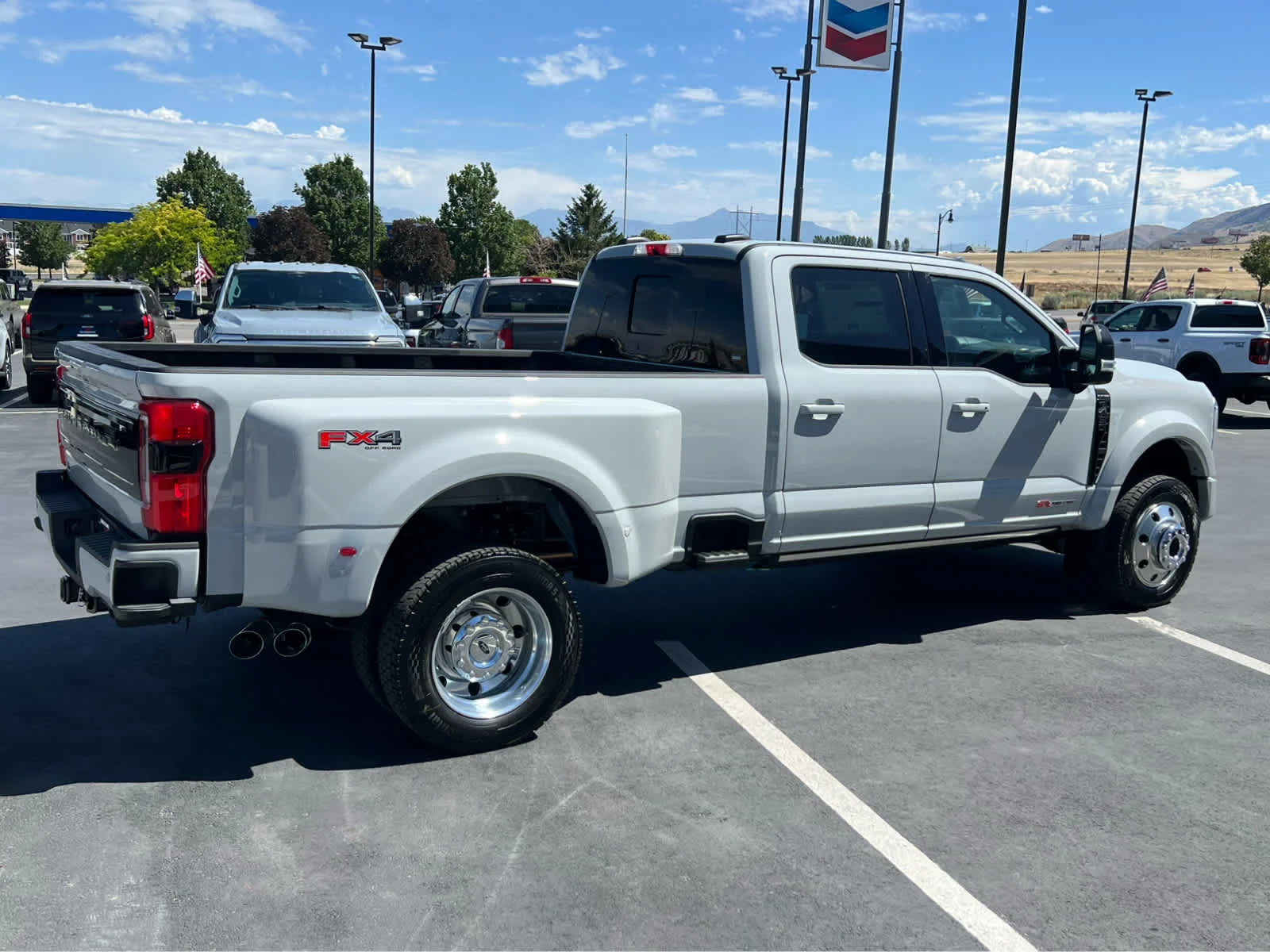 New 2026 Avalanche Ford F-450® Platinum® image 7