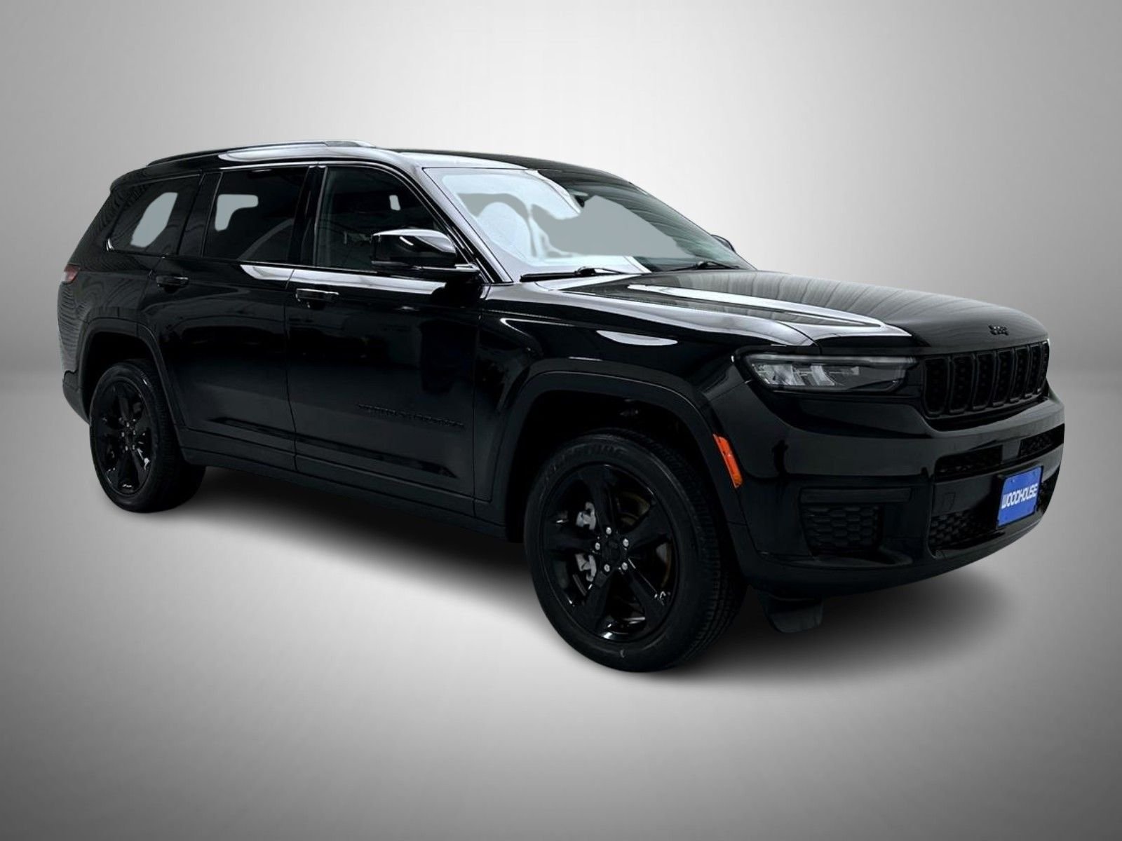 Used 2023 Black Jeep Altitude image 3
