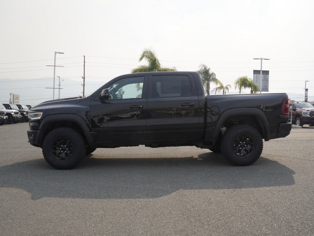 New 2026 Diamond Black Crystal Pearl-Coat Exterior Paint RAM RHO image 6