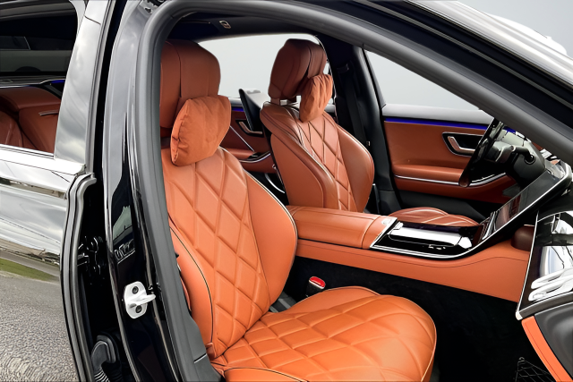 Used 2024 Brown Mercedes-Benz Maybach S 580 image 24