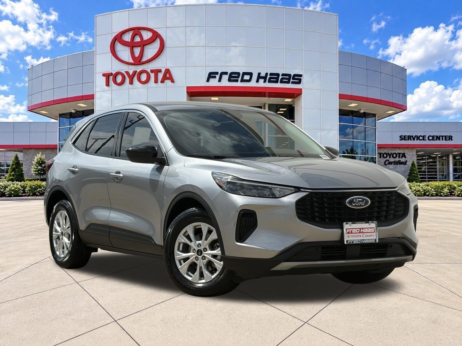 2024 Ford Escape