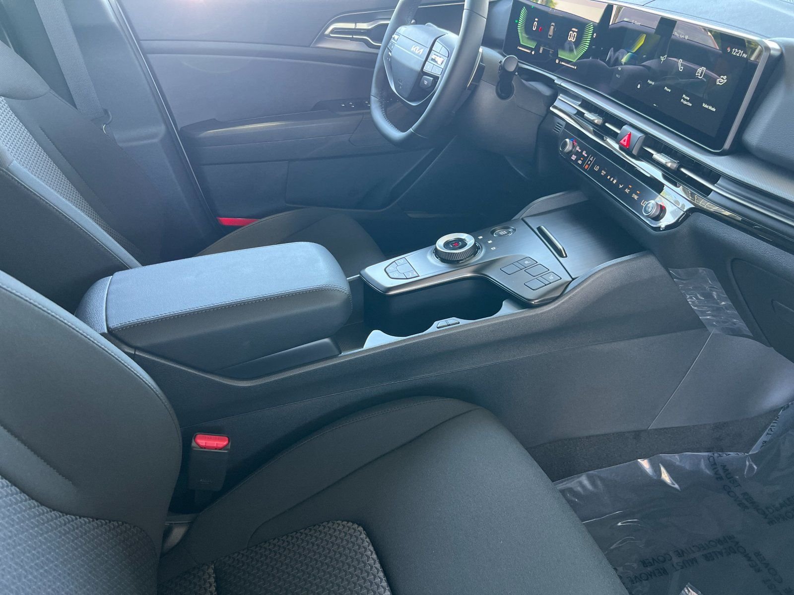New 2026 Snow White Pearl Kia S image 17