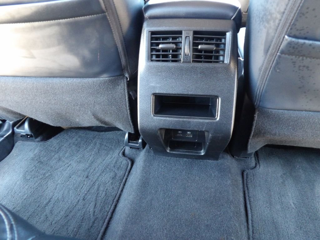 Used 2024 Cosmic Blue Metallic Mitsubishi SE Black Edition image 15