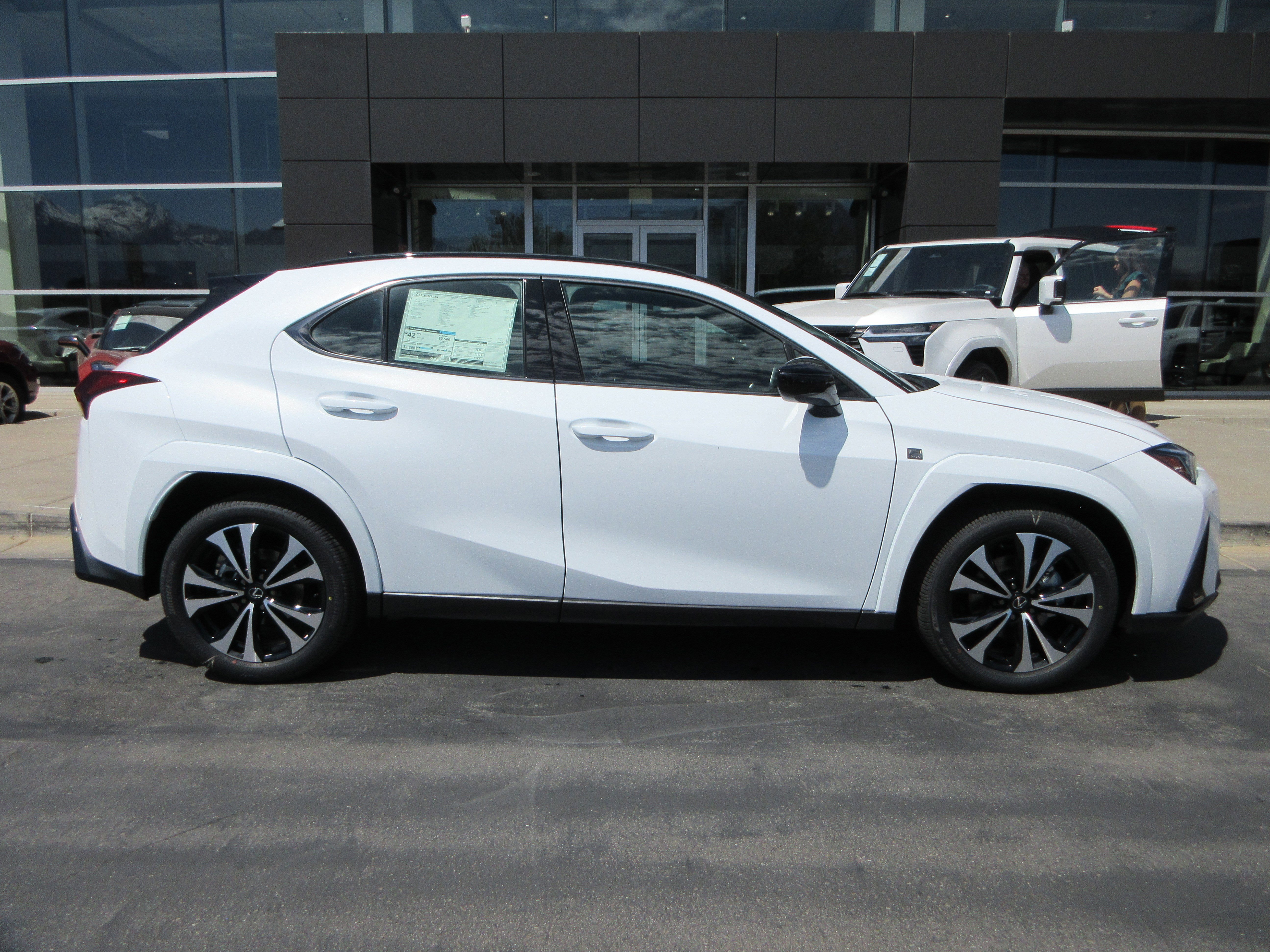 New 2026 Ultra White with Obsidian roof Lexus F SPORT DESIGN AWD image 12