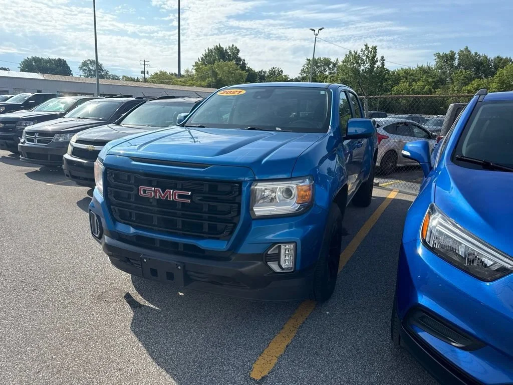 2021 GMC Canyon Elevation 4WD Crew Cab Short Box's photo