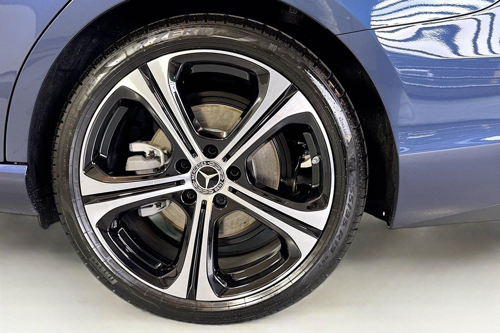 New 2026 Twilight Blue Metallic Mercedes-Benz C 300 image 29