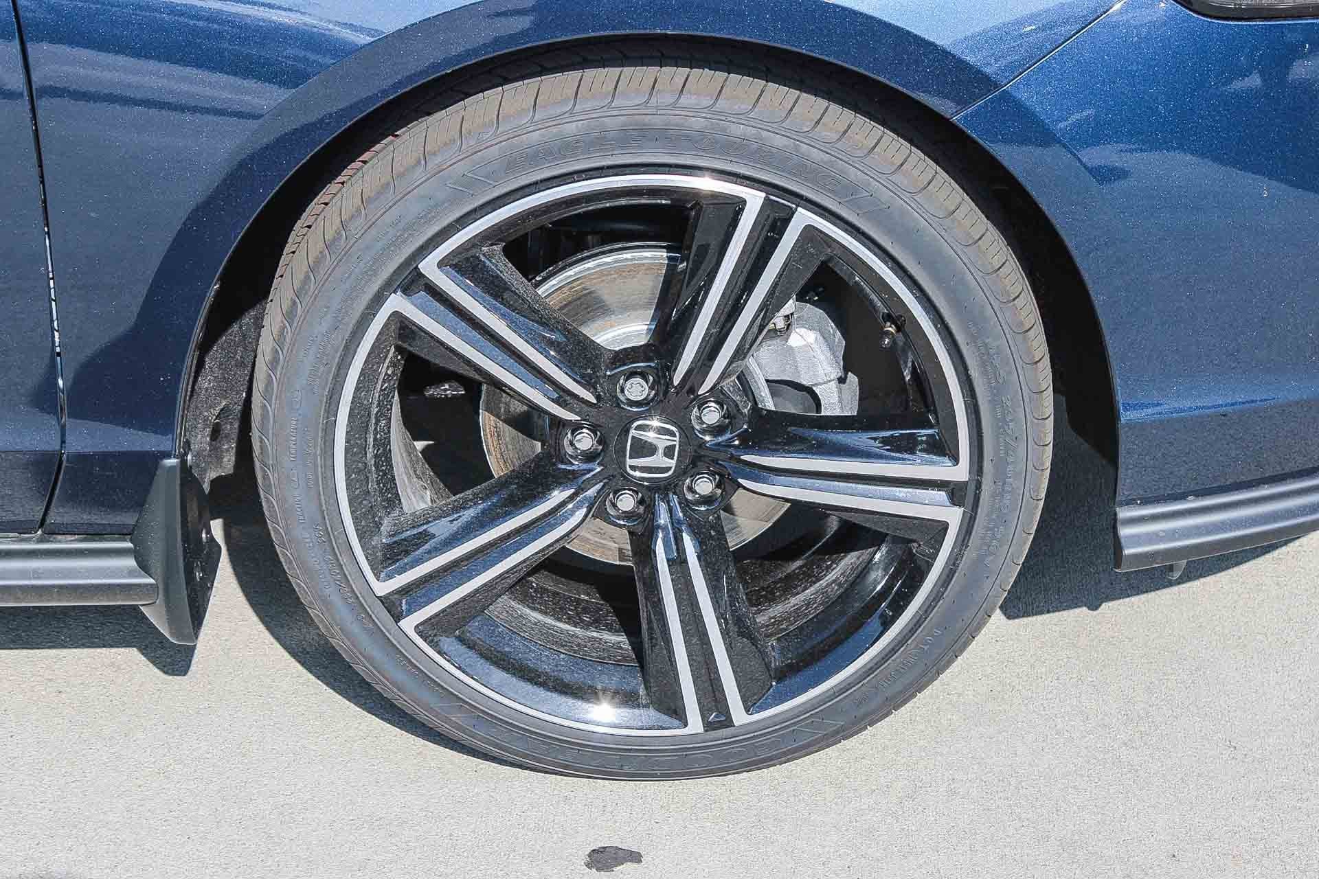 New 2026 Canyon River Blue Metallic Honda SE image 10