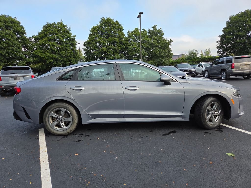 Used 2021 Silver Kia LXS image 23