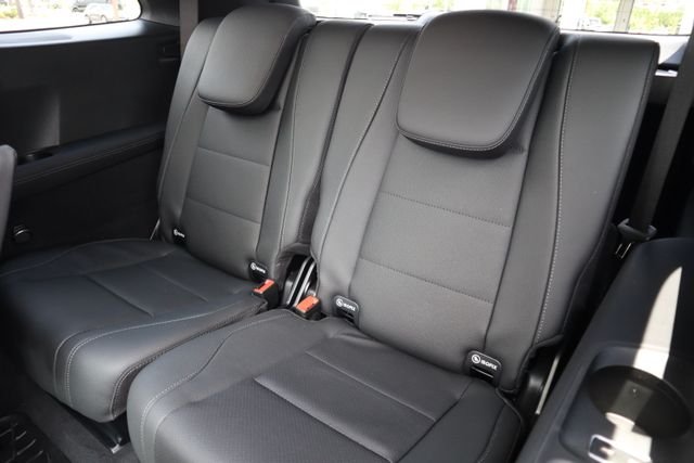 Certified Used 2025 Obsidian Black Metallic Mercedes-Benz GLS 450 image 26