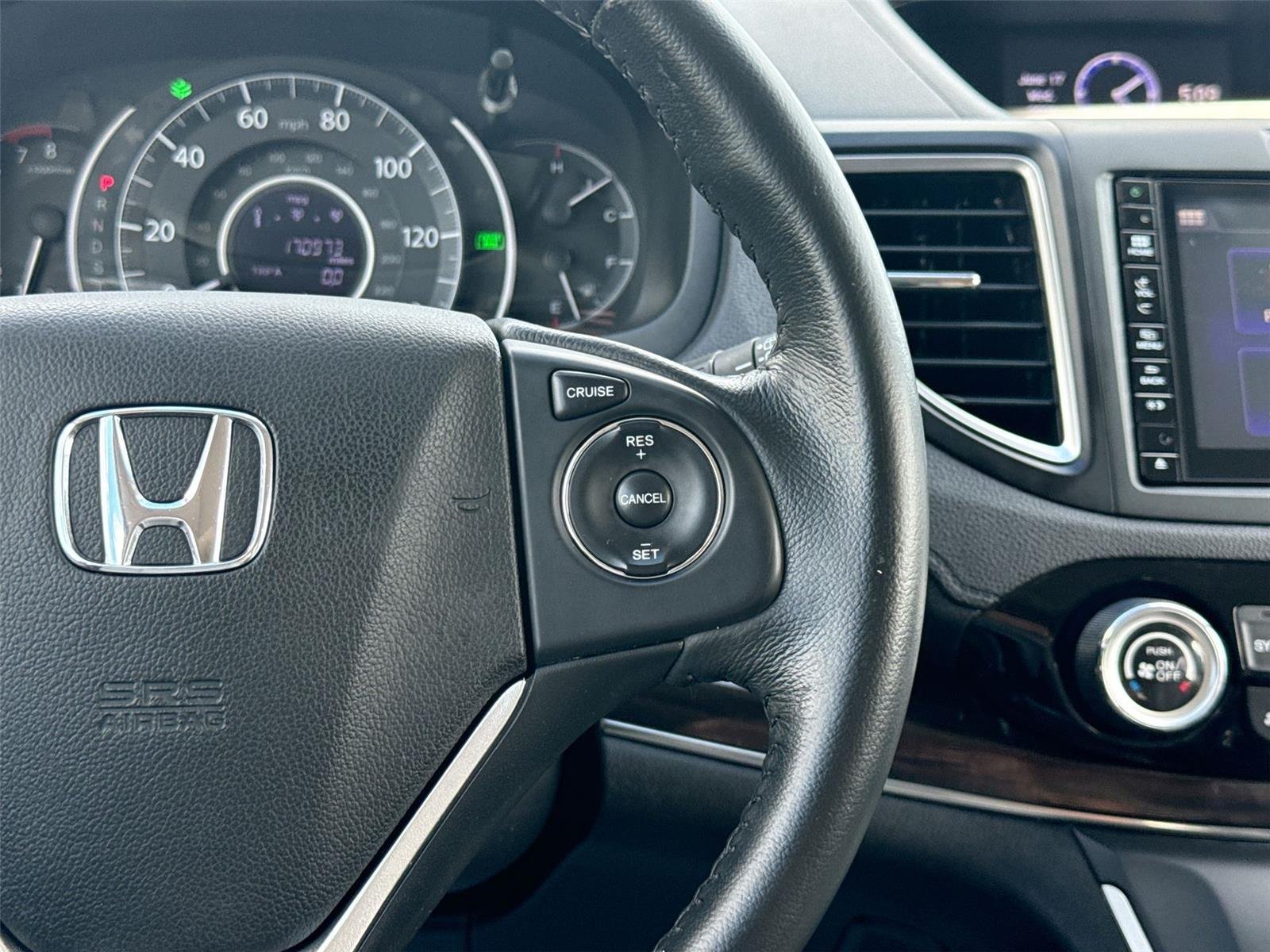 Used 2015 Alabaster Silver Metallic Honda EX-L image 27