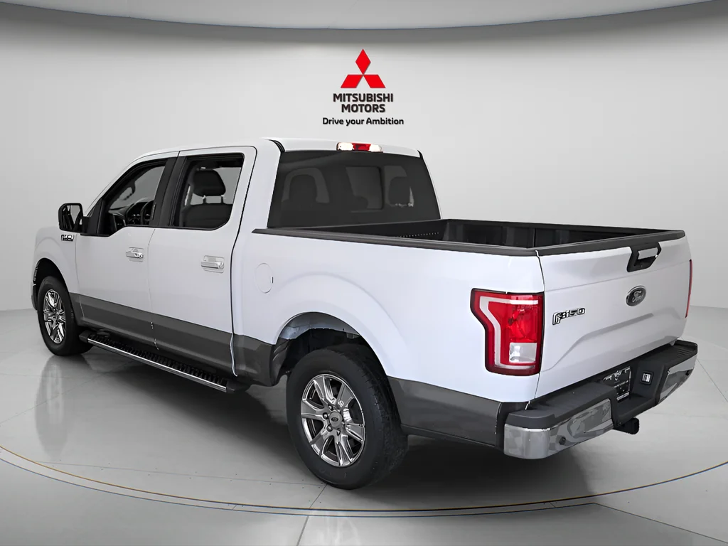 Used 2016 Oxford White Ford XLT image 9