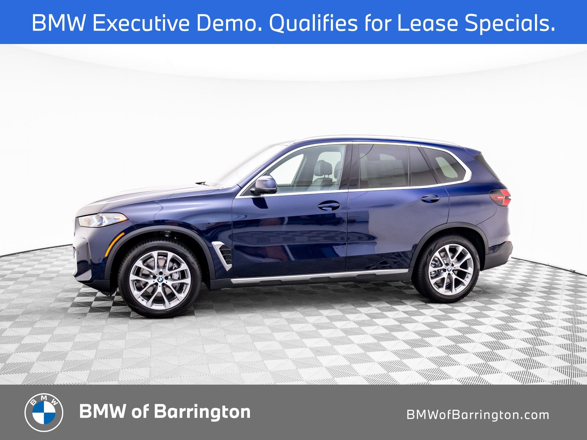 Certified Used 2026 Tanzanite Blue II Metallic BMW xDrive40i image 2