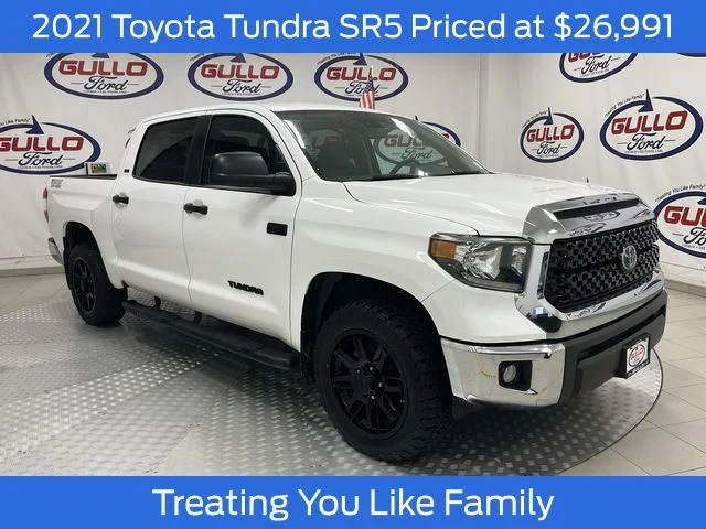 Used 2021 Super White Toyota SR5 image 1
