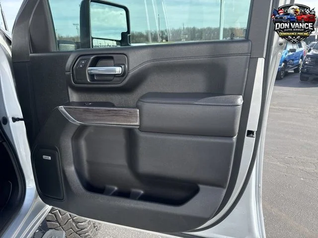 Used 2021 Silver Chevrolet LTZ image 33