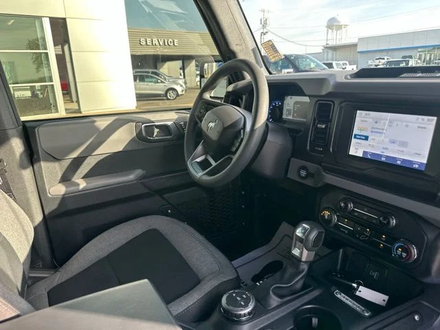 2023 Ford Bronco 4-Door Base - Photo 11