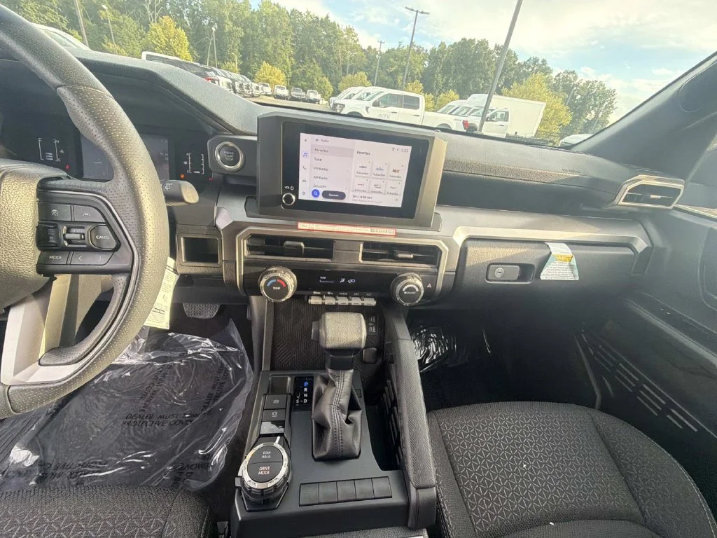 Used 2026 Black Toyota SR5 image 21