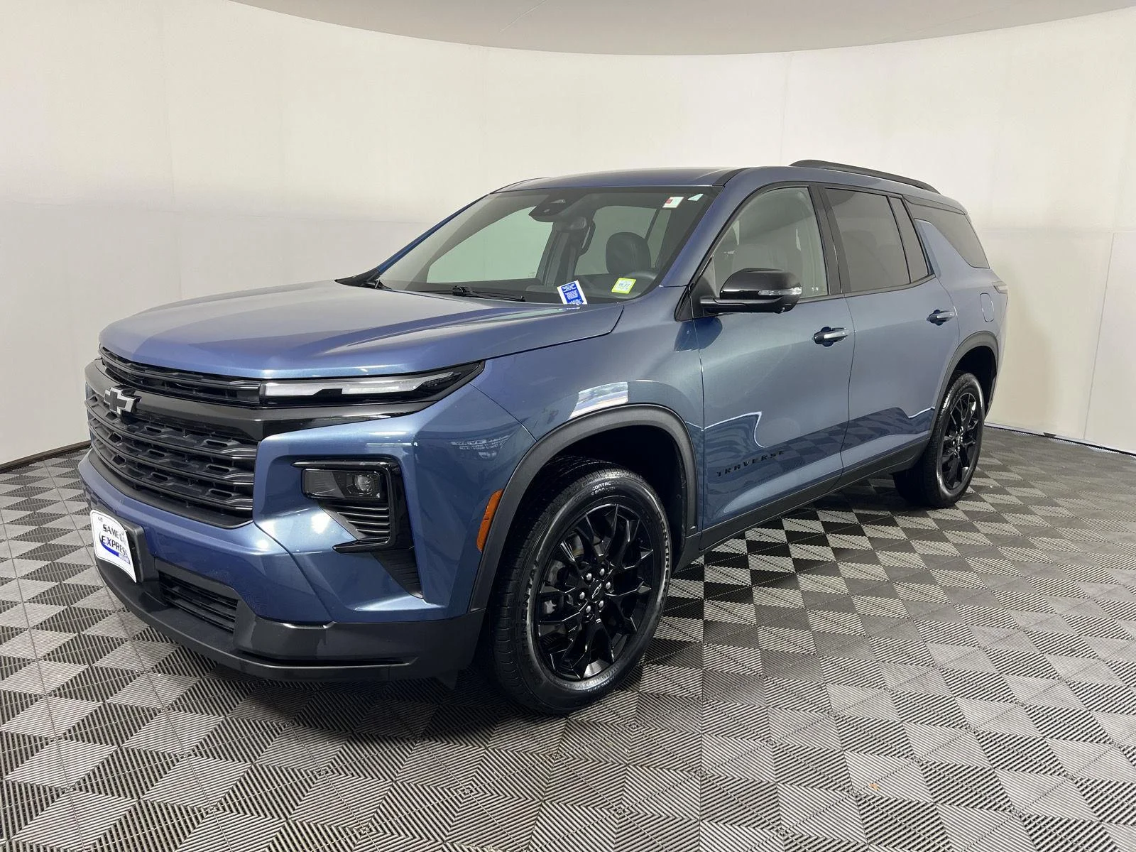 Used 2024 Lakeshore Blue Metallic Chevrolet LT image 32