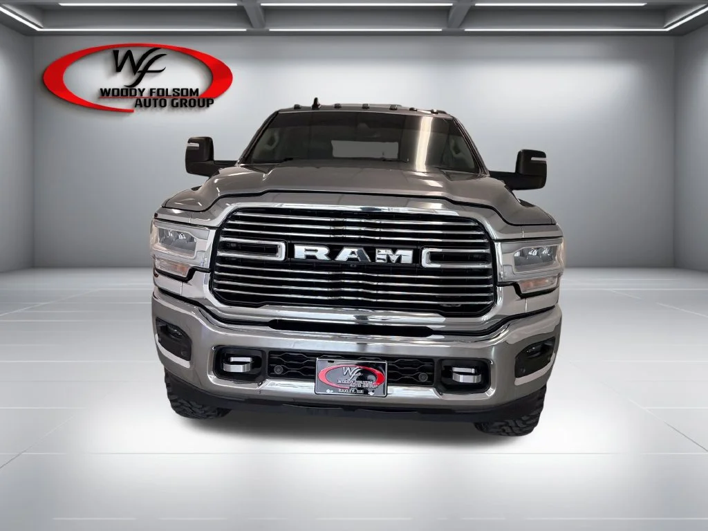 Used 2024 Silver Ram Laramie image 2