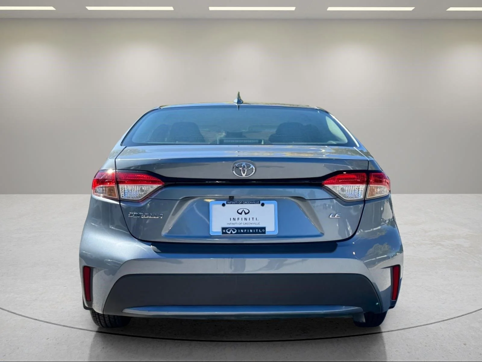 Used 2022 Celestite Toyota LE image 4
