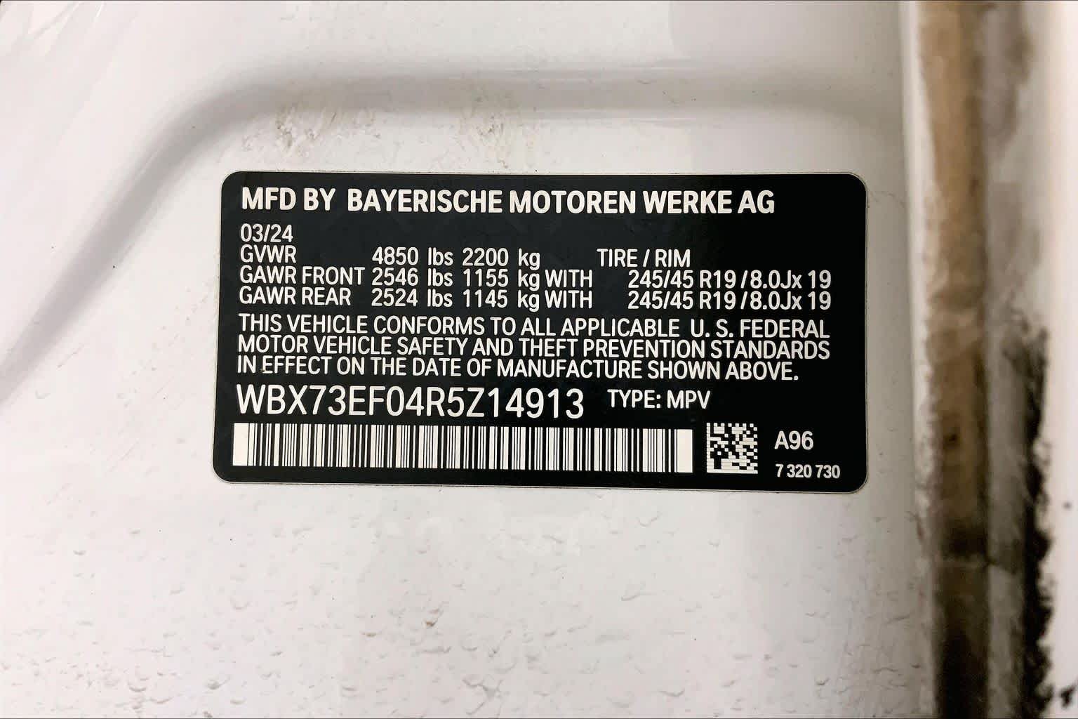 Certified Used 2024 Mineral White Metallic BMW xDrive28i image 36