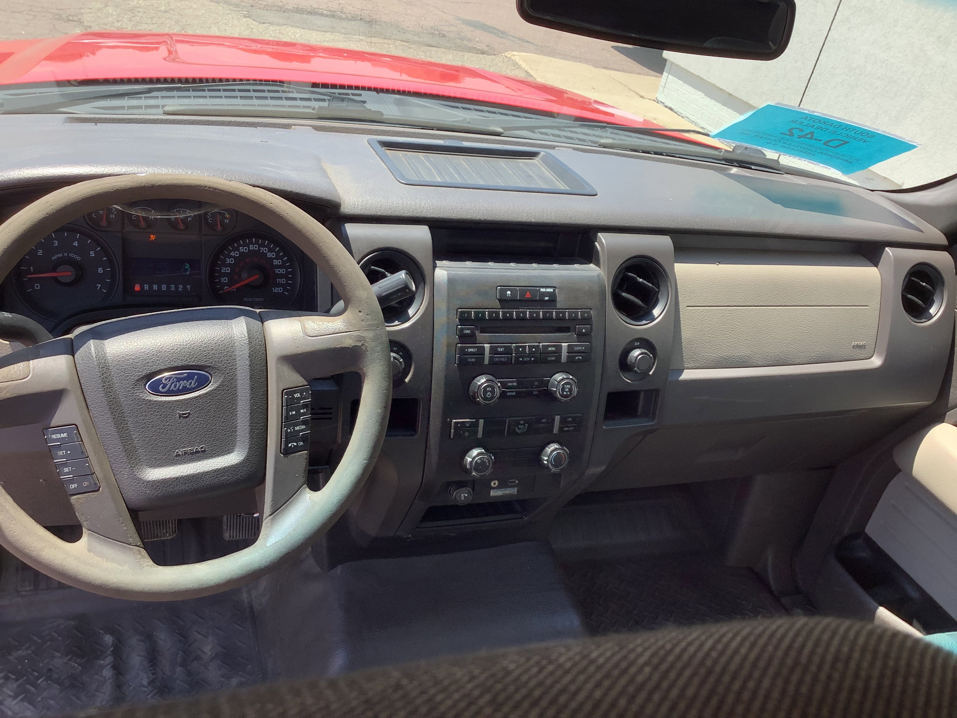 Used 2010 Red Ford XL image 12