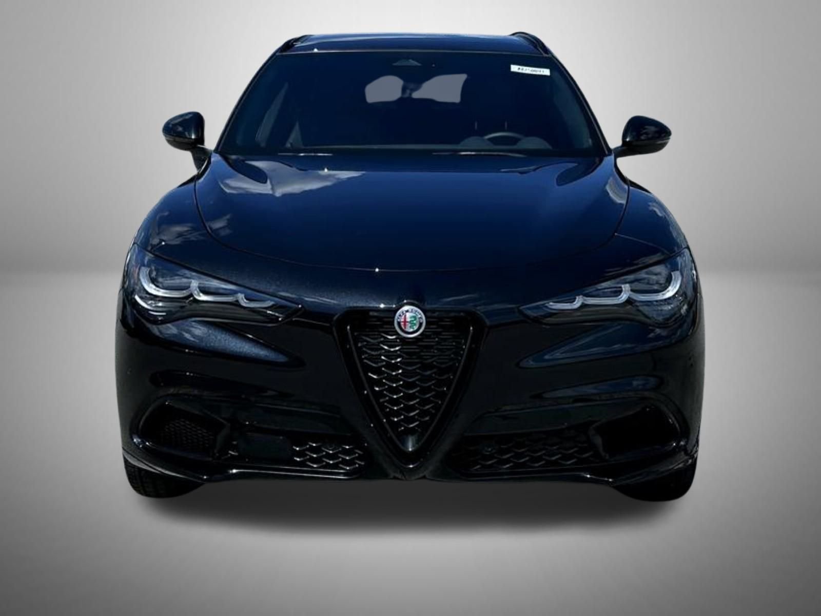 2025 Alfa Romeo Stelvio Sprint Base photo 2