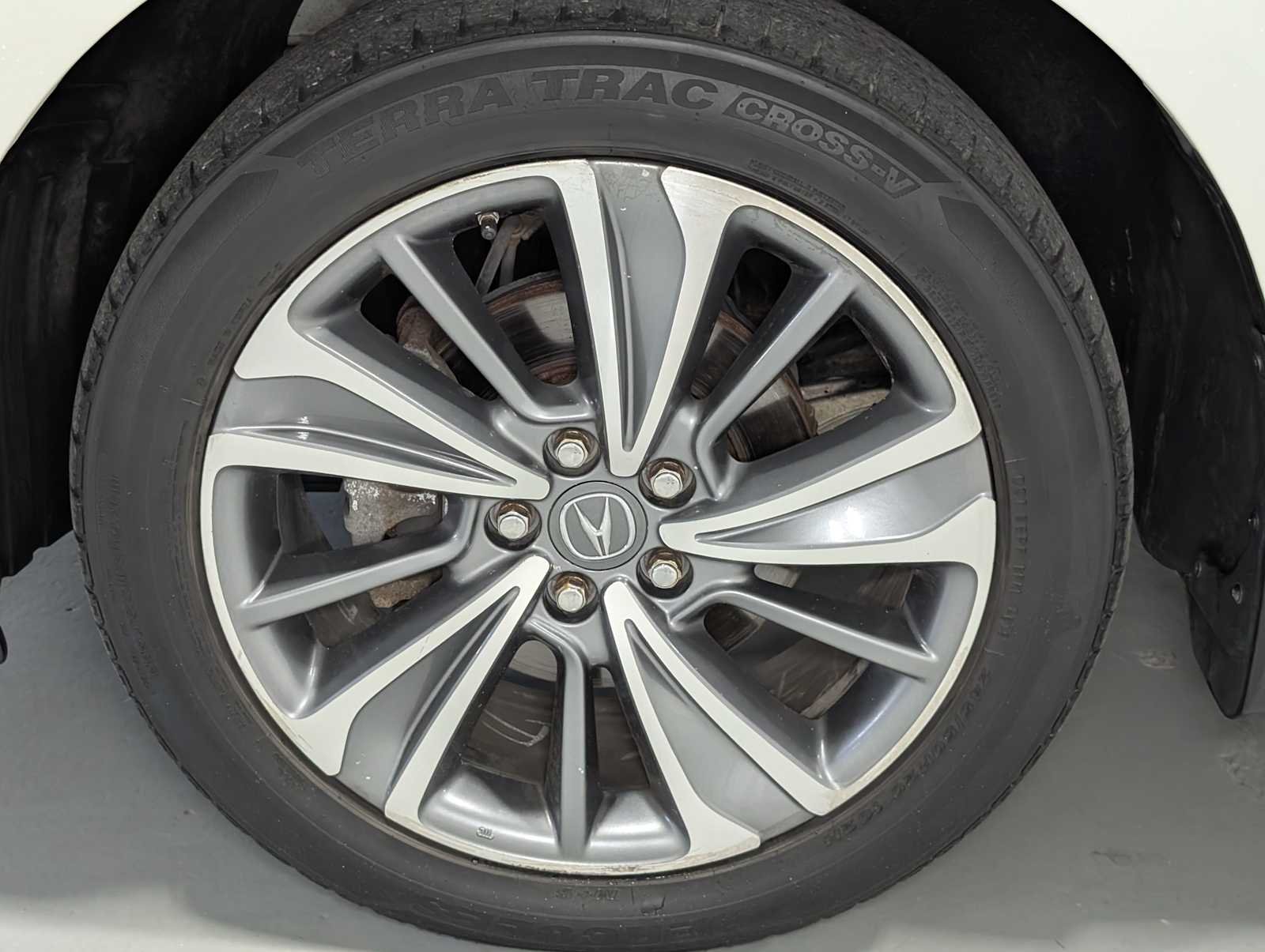 Used 2017 White Diamond Pearl Acura w/Technology Pkg image 3