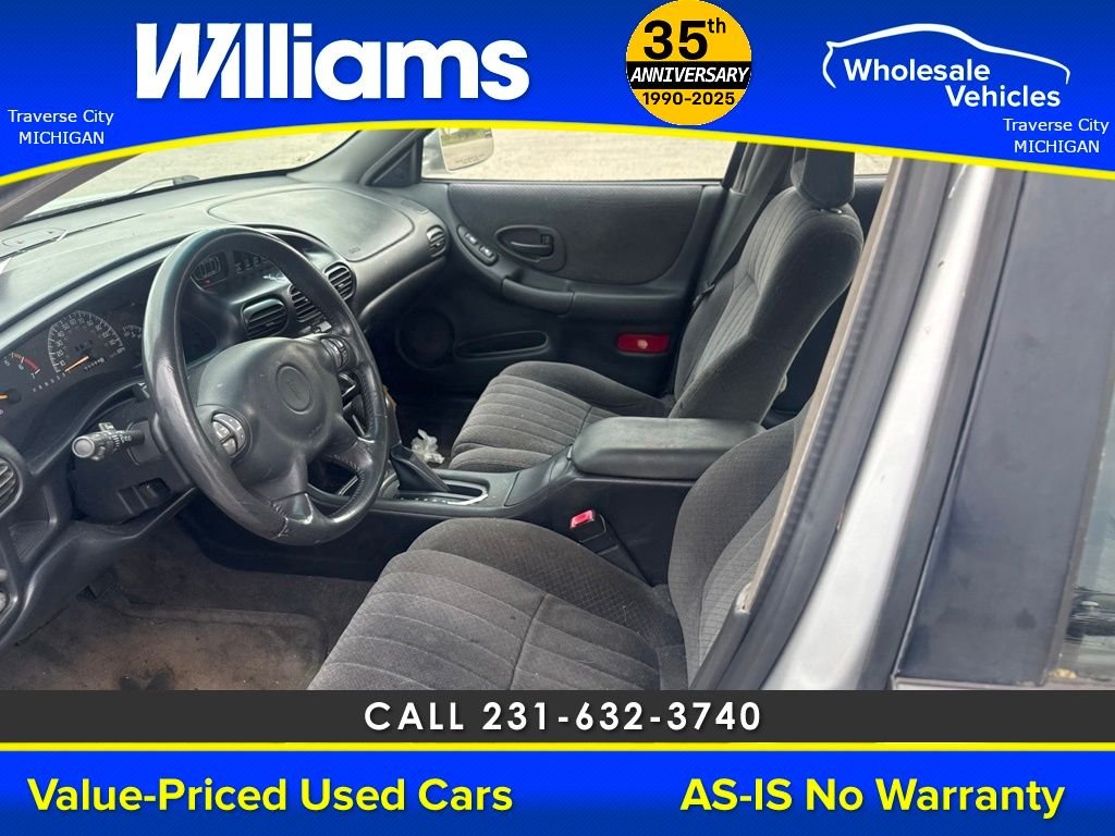 Used 2001 Galaxy Silver Metallic Pontiac GT image 24