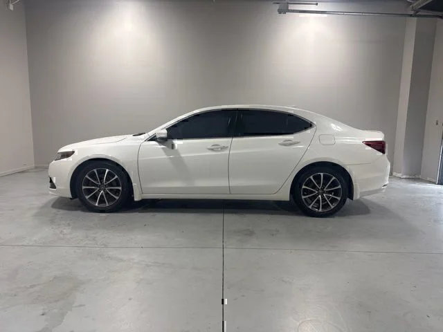 Used 2015 White Acura V6 Tech image 10