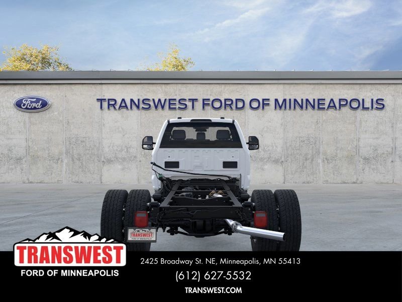 New 2025 White Ford XLT image 5