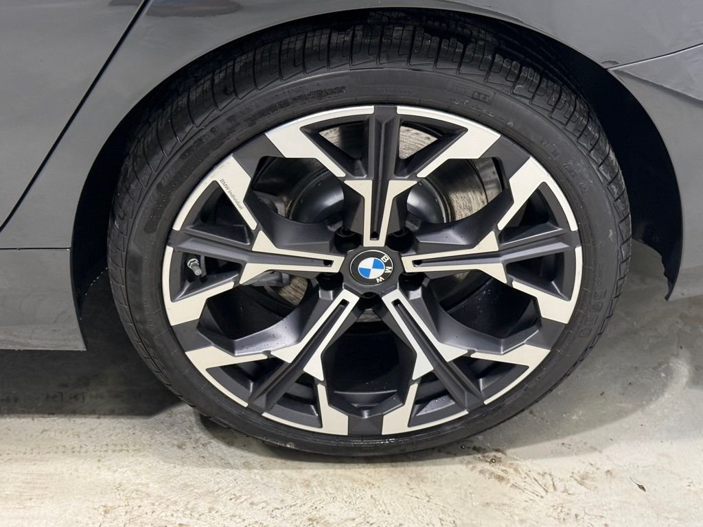 2026 BMW 3 Series 330i - Photo 8