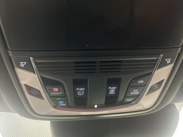 Used 2023 White Acura A-Spec Package image 22