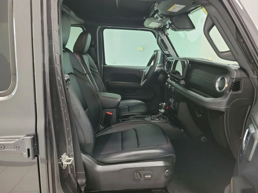 Used 2024 Gray Jeep Sahara 4xe image 17
