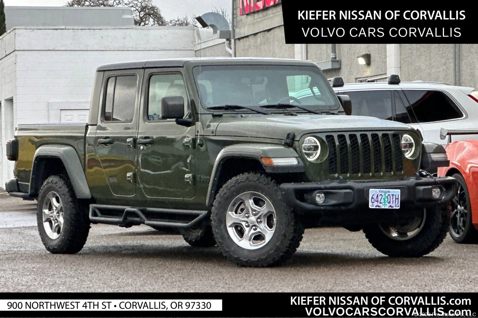 Used 2021 Sarge Green Clearcoat Jeep Freedom image 1