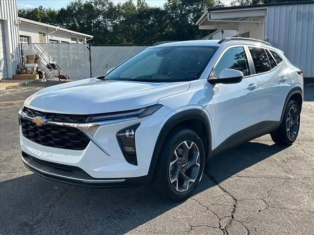 Certified Used 2025 White Chevrolet LT image 5