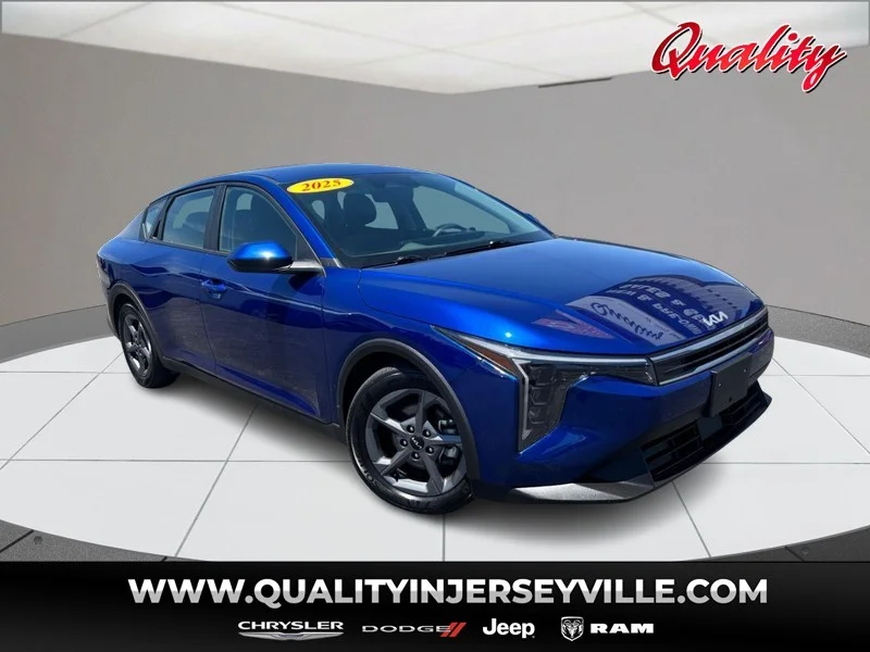2025 Kia K4 LXS AT's photo