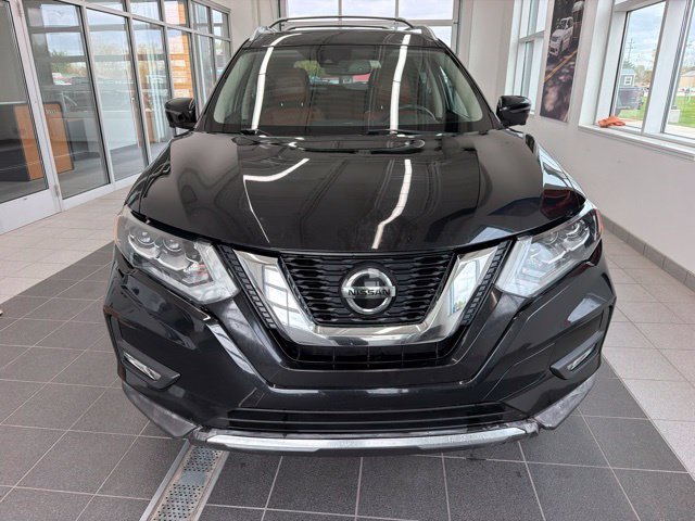 Used 2018 Nissan Rogue SL with VIN JN8AT2MV0JW325621 for sale in Standish, MI