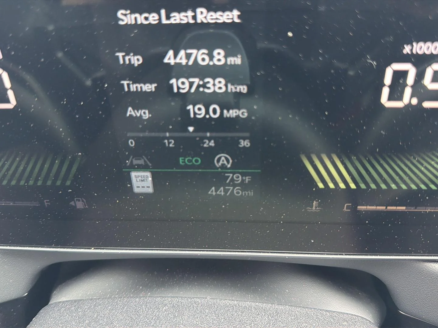 Used 2027 Black Jade Green Kia X-Line EX image 33