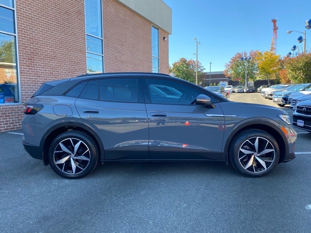 Certified 2023 Volkswagen ID.4 PRO S with VIN 1V2WNPE87PC043325 for sale in Alexandria, VA