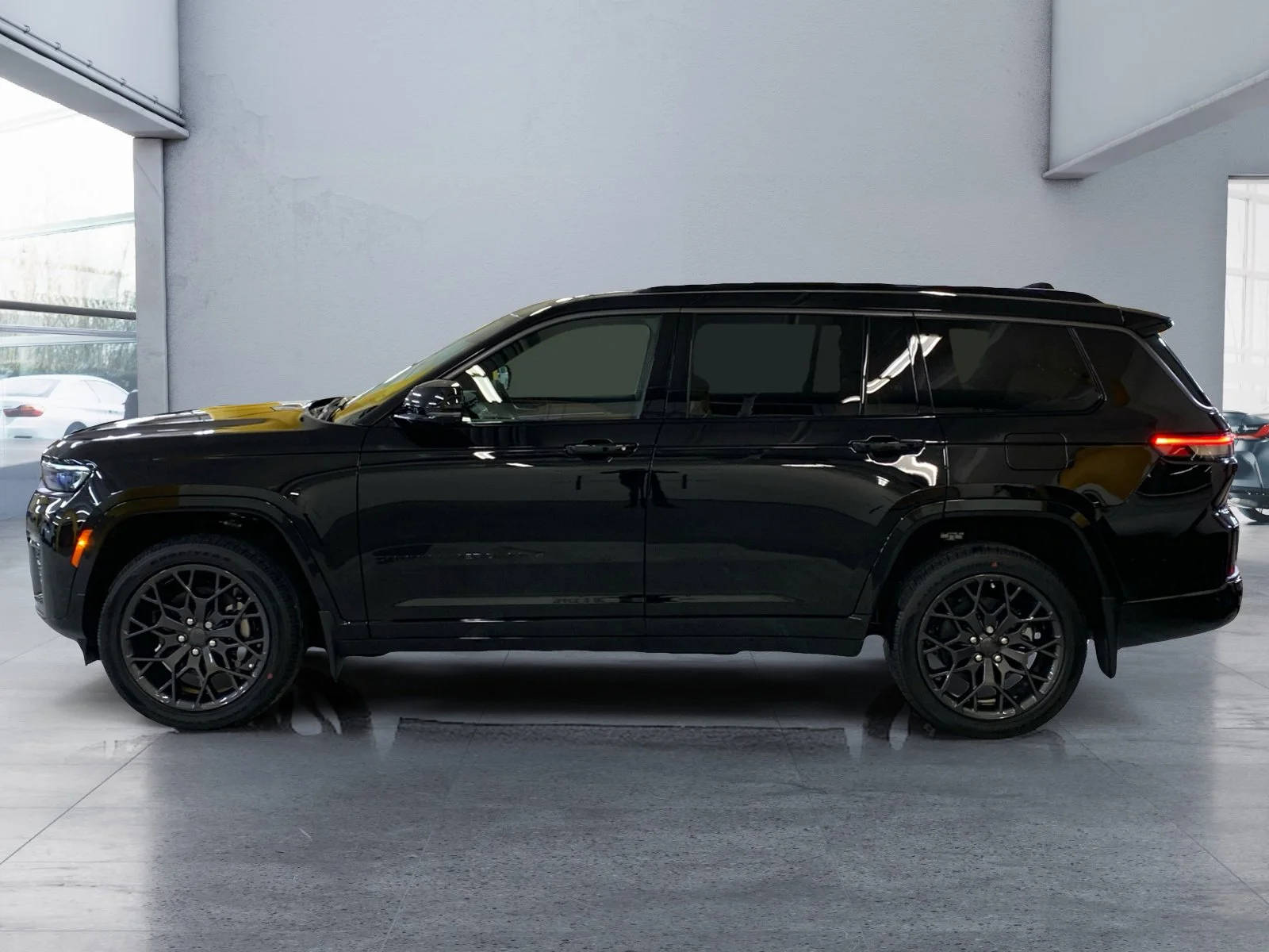 New 2026 Diamond Black Crystal Pearl Jeep Summit image 2