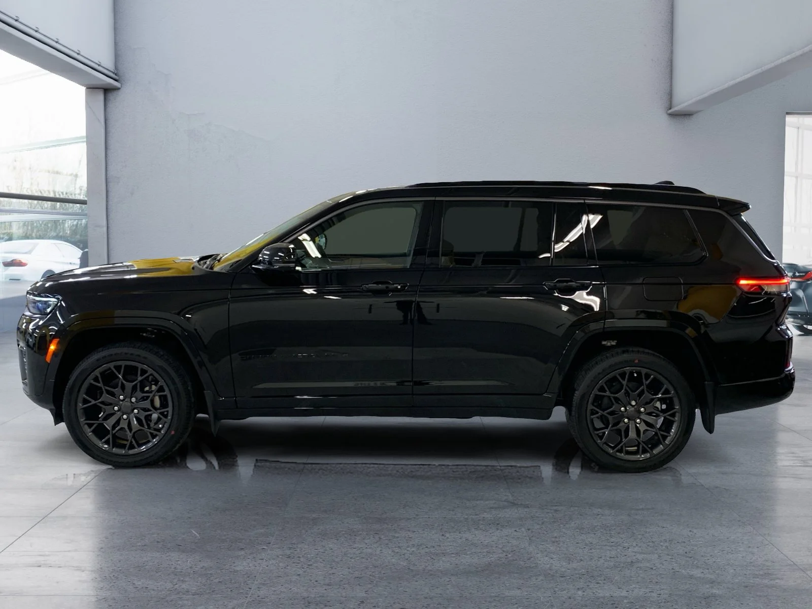 New 2026 Diamond Black Crystal Pearl Jeep Summit image 2