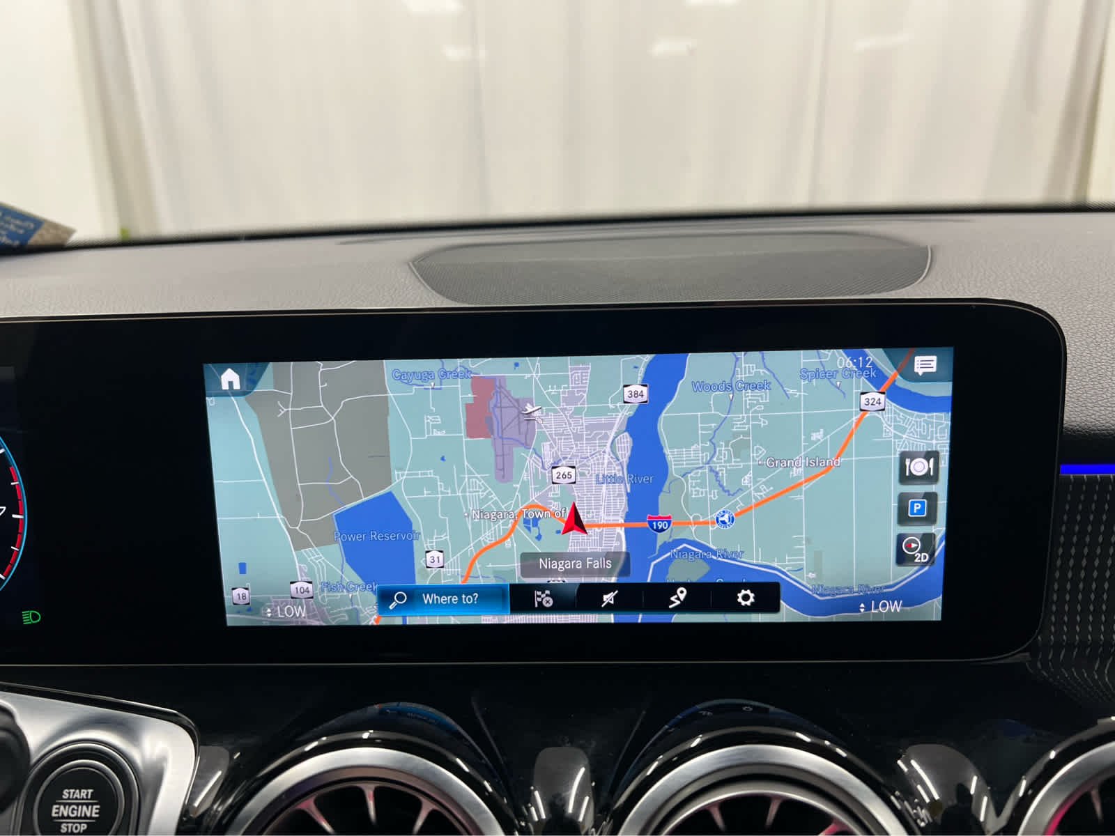 Used 2022 Denim Blue Metallic Mercedes-Benz GLB 250 image 3