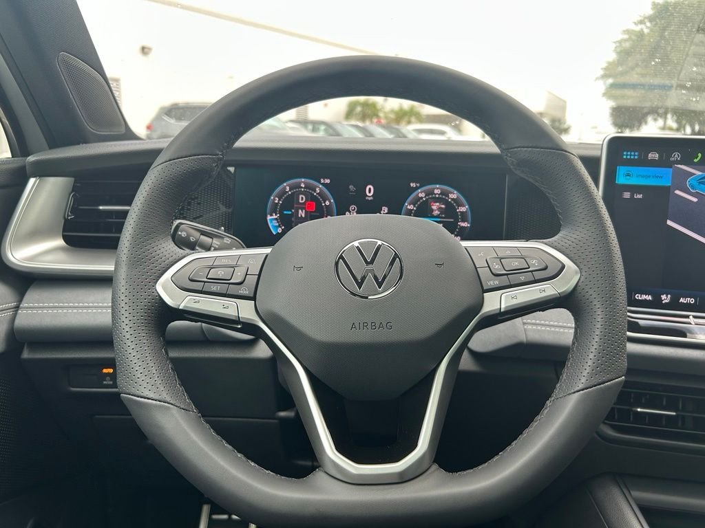 New 2026 White/off-white Volkswagen 2.0T SE R-Line Black image 18
