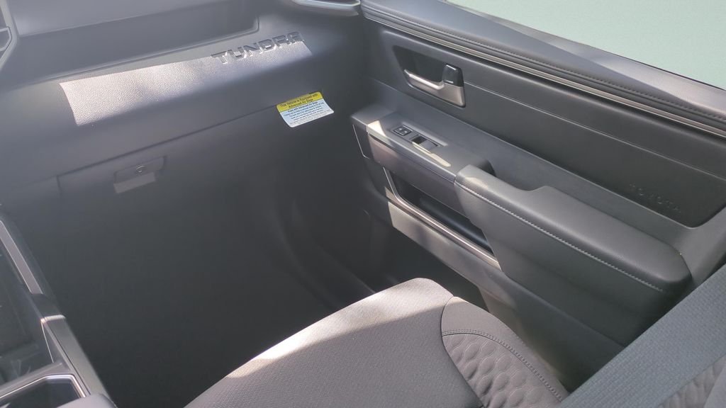 2026 Toyota Tundra SR5 - Photo 21
