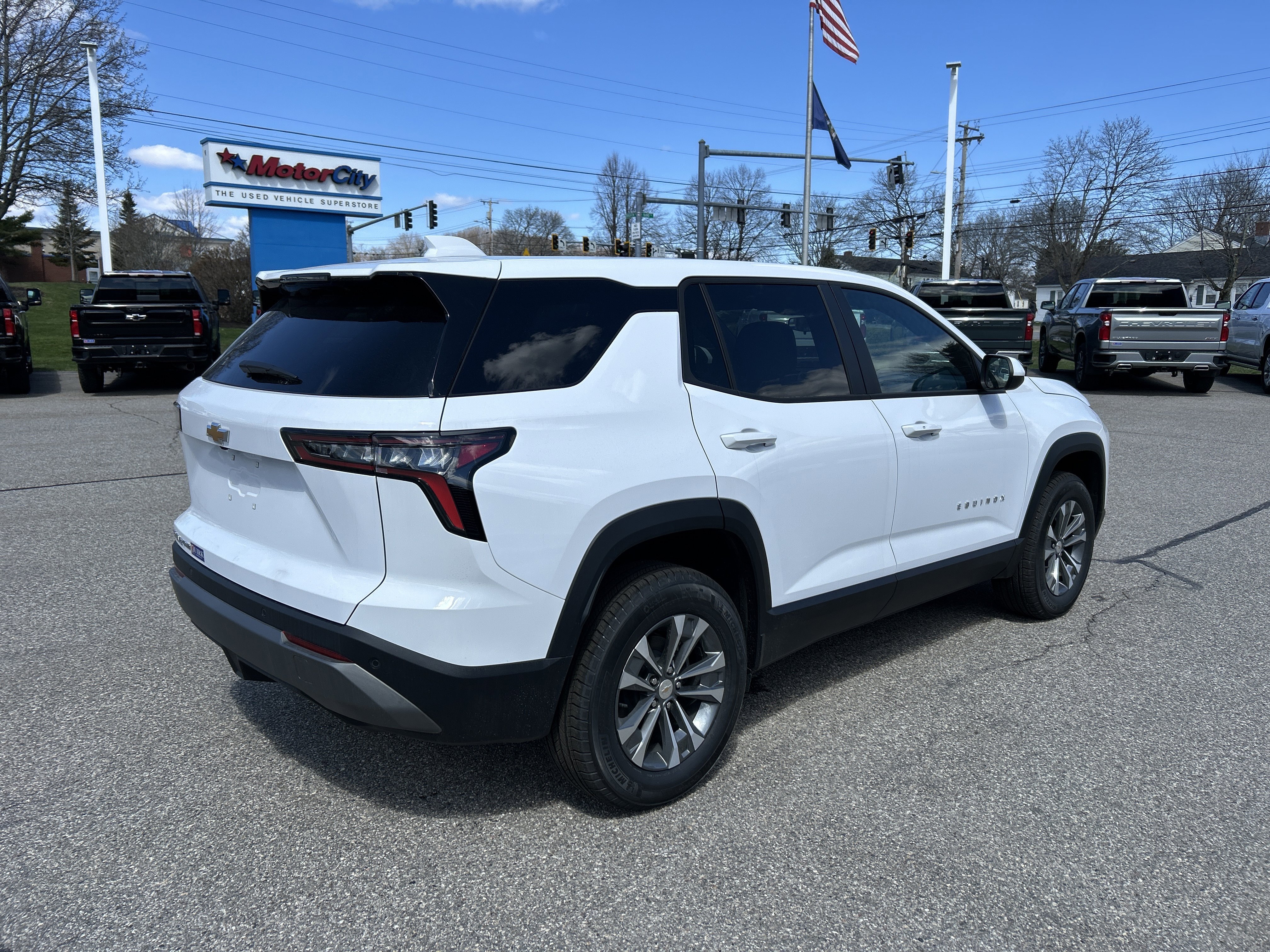 New 2026 Summit White Chevrolet LT image 2