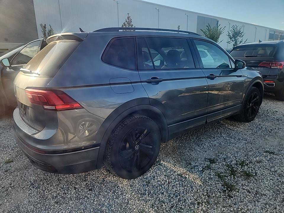 Used 2023 Gray Volkswagen 2.0T SE R-Line Black image 6
