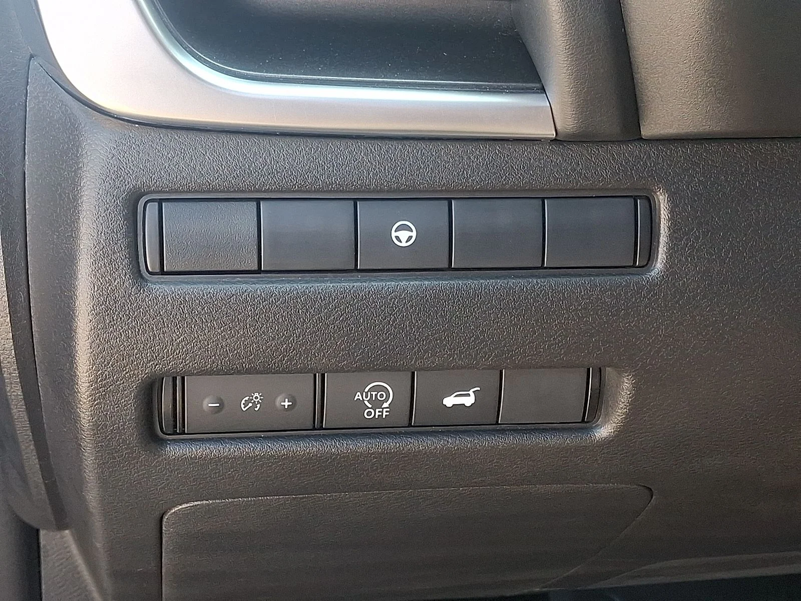 Used 2024 Blue Nissan SV image 19