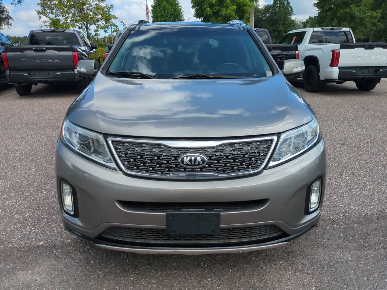 Used 2015 Titanium Silver Kia SX image 9