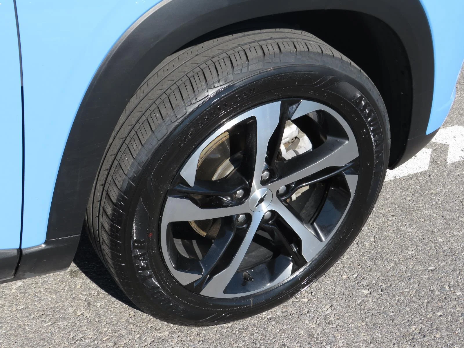 Used 2024 Fountain Blue Chevrolet 1RS image 11